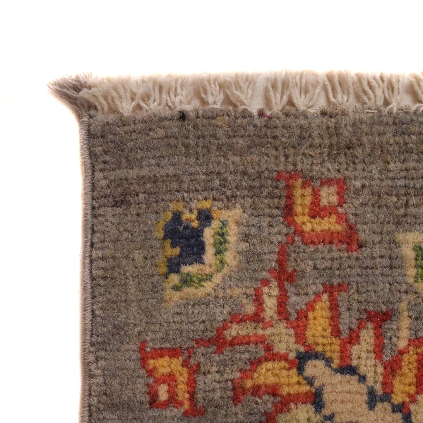 Hand Knotted Bakhtiar Carpet 3' 11" x 5' 10" (ft) - No. W34132