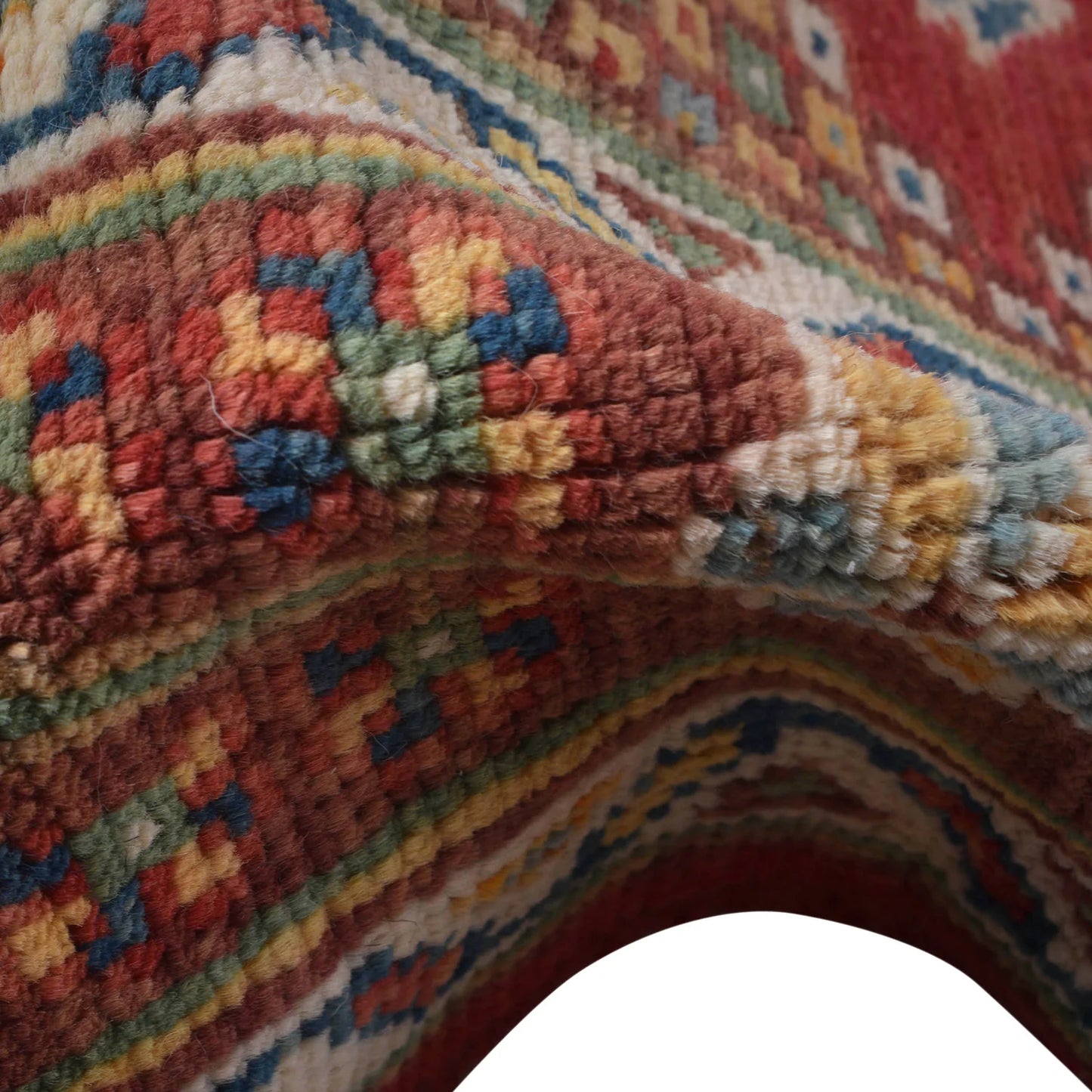 Persian Shirazi Design Carpet 5' 7" x 7' 7" ft / 170 x 232 cm - No. G27079